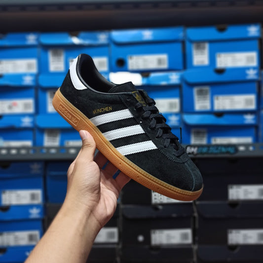 Adidas Munchen Black Gold Metallic Gumsole ORIGINAL GX8660