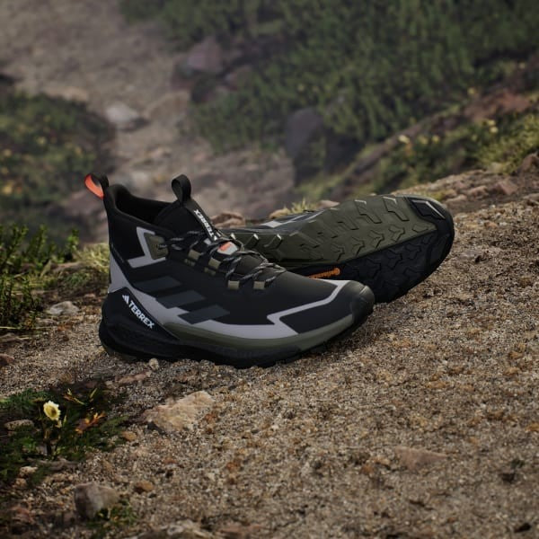 Adidas Terrex Free Hiker 2.0 Gore-tex Core Black Carbon Olive Strata IH3526