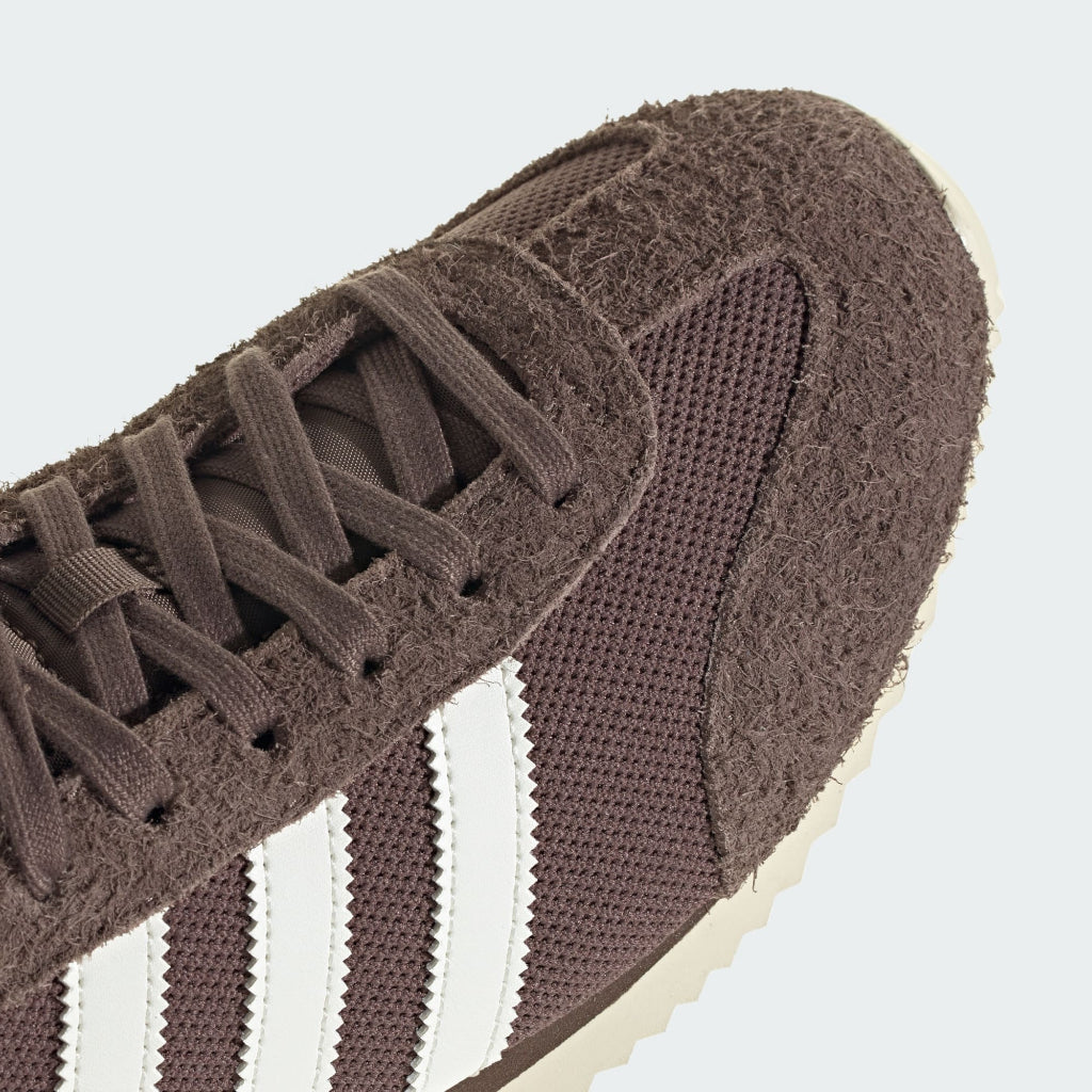 Adidas 1609ER RS Earth Strata Off White Gold Metallic KI9857