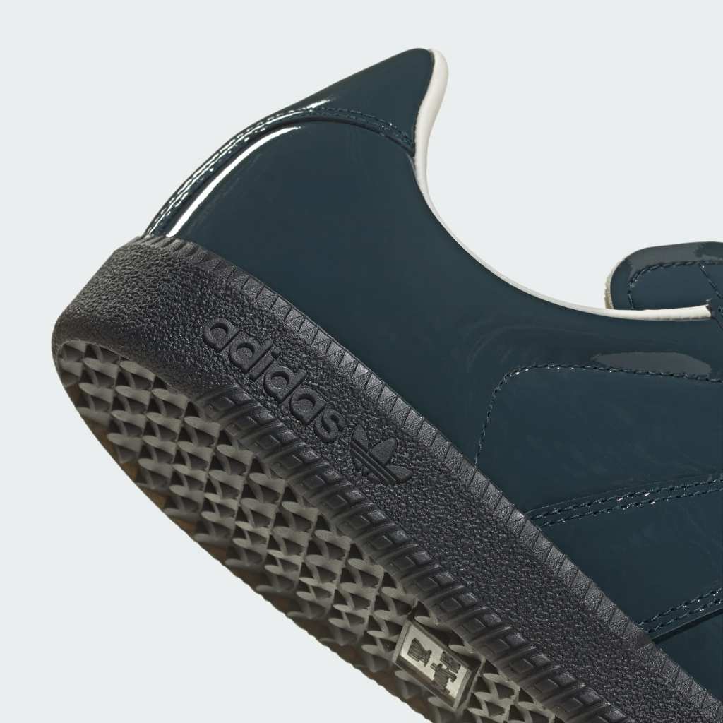 Adidas BW Army Black Supplier Colour Carbon HQ9233