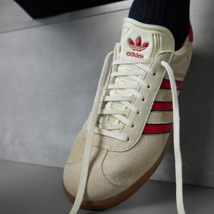 Adidas Gazelle Manchester United Cream White MUFC Red Core Black JS3040