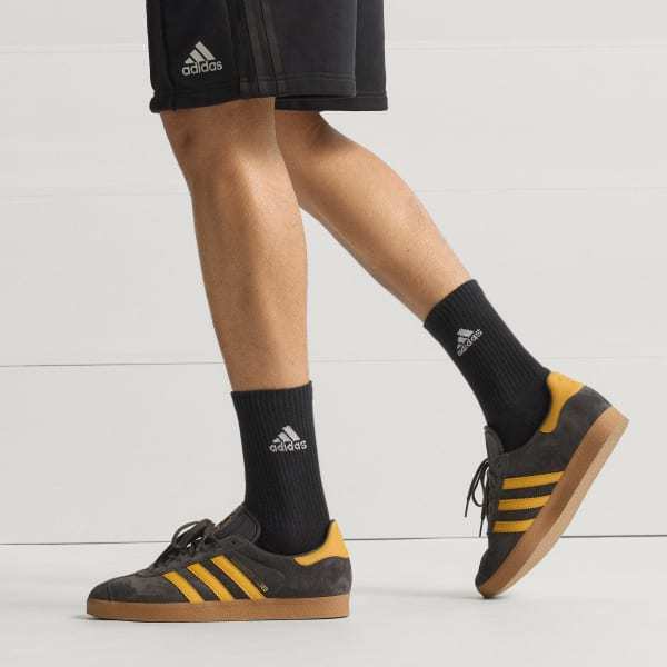 Adidas Gazelle Manchester United Utility Black Preloved Yellow Gum JR1410