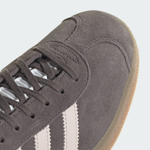Adidas Gazelle Real Madrid Charcoal Putty Mauve Gum IH2631
