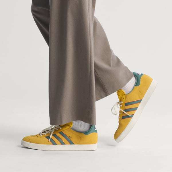 Adidas Gazelle x Jamaica x Bob Marley Bold Gold None Pure Ruby KJ3532