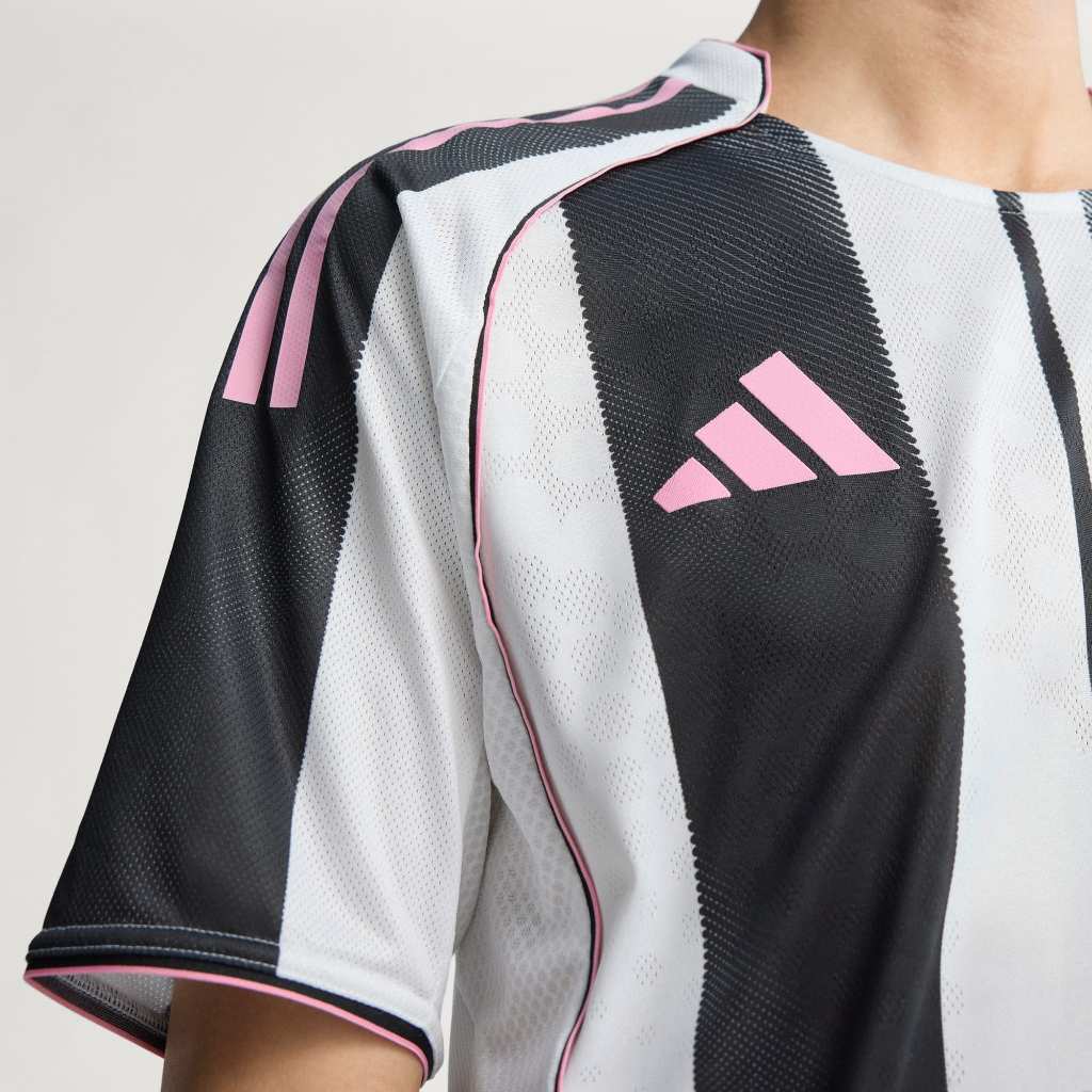 Adidas Juventus 25/26 Home Authentic Jersey White Black JJ4314