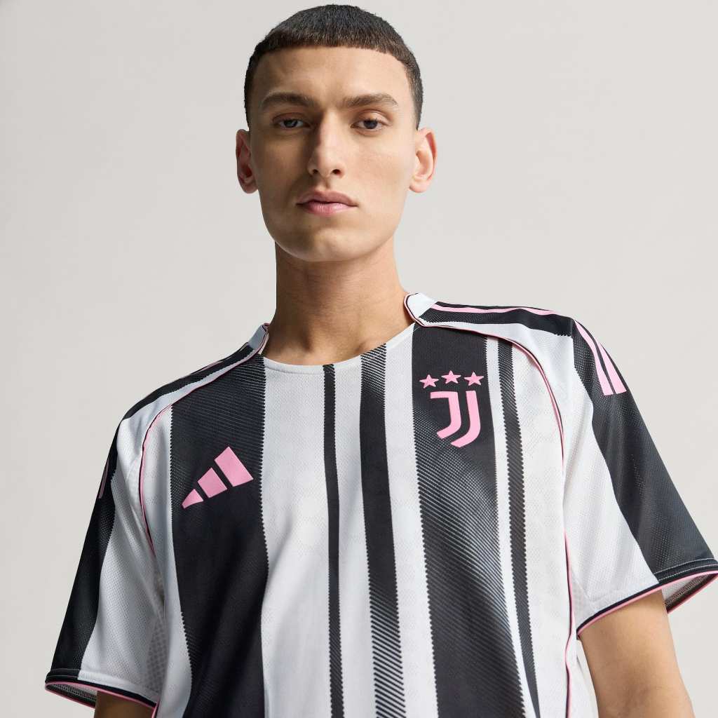 Adidas Juventus 25/26 Home Authentic Jersey White Black JJ4314