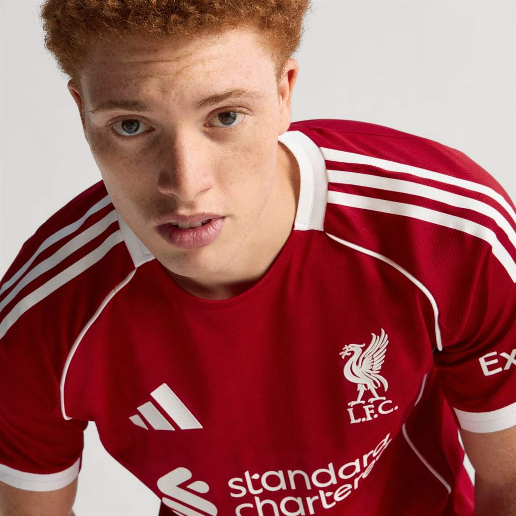 Adidas Liverpool 25/26 Home Authentic Jersey Strawberry Red JY4237