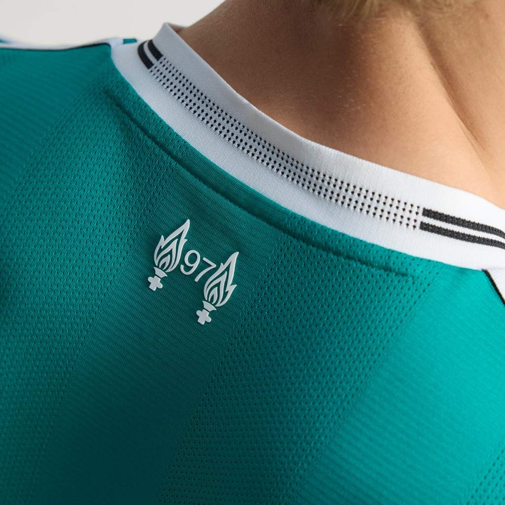 Adidas Liverpool FC 25/26 Authentic Jersey Sea Green JV6427