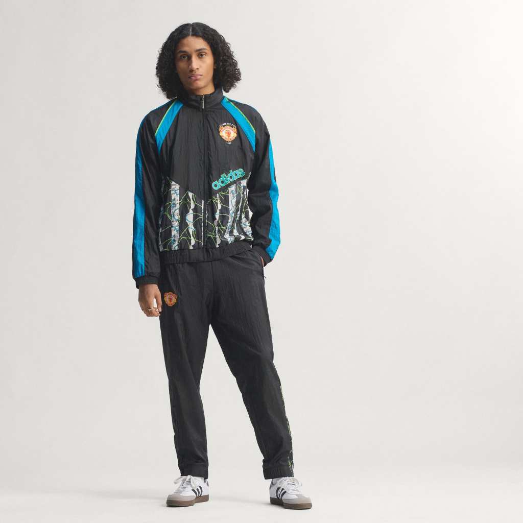 Adidas Manchester United Woven Jacket 90 Black KD5815