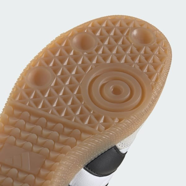 Adidas Predator Freestyle Indoor Cloud White Core Black Gold Metallic ID3832