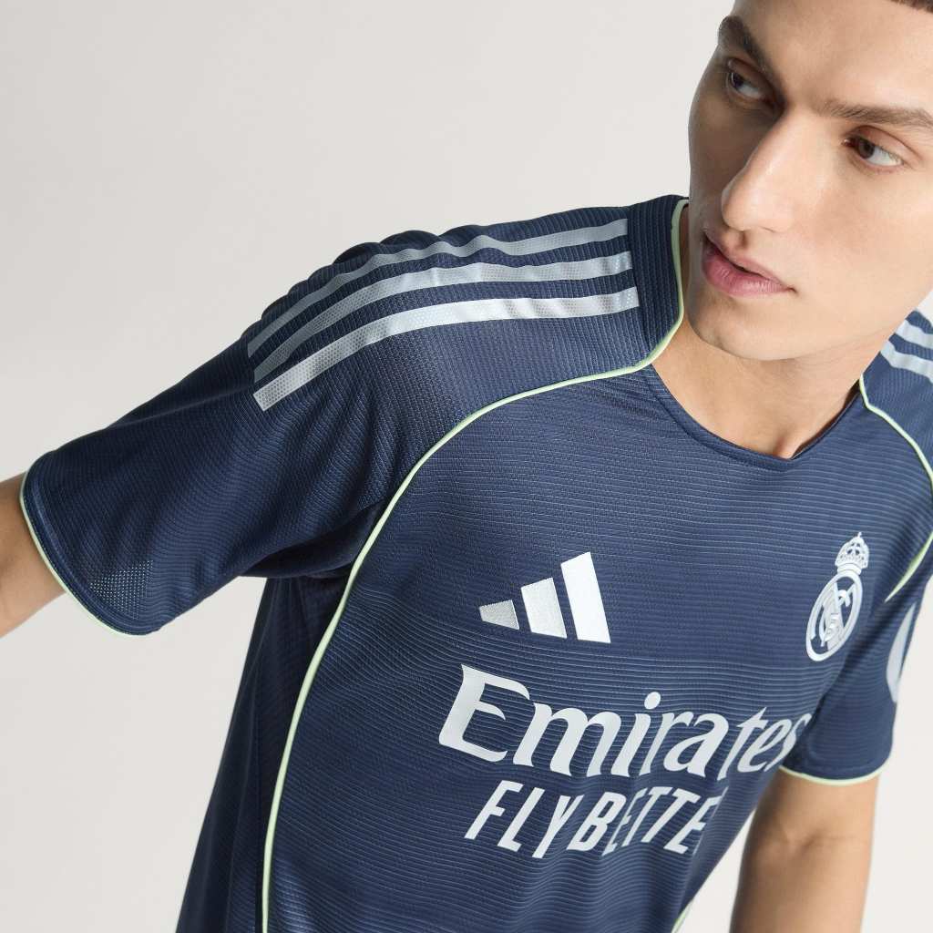 Adidas Real Madrid 25/26 Away Authentic Jersey Legend Ink JV5920