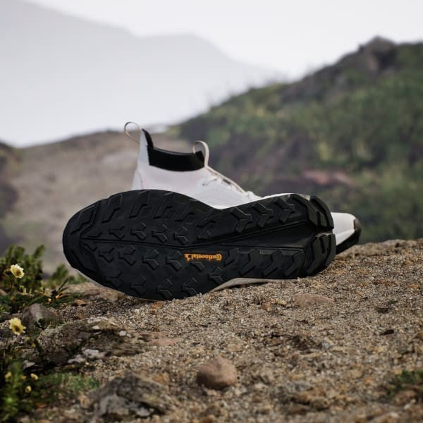 Adidas Terrex Free Hiker 2.0 Hiking Crystal White Semi Impact Orange JI1872