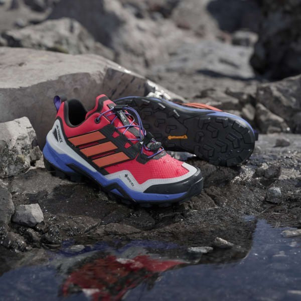 Adidas Terrex Skychaser Goretex Hiking Pure Ruby Semi Cobalt Blue Core Black IH1102