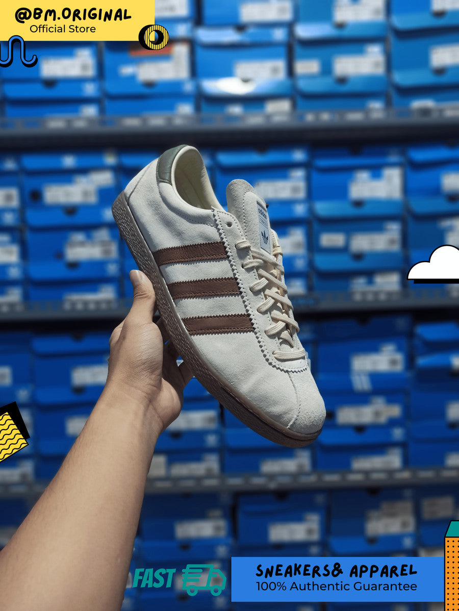 Adidas x END Flyfishing Ecru Tint Gum ID5418