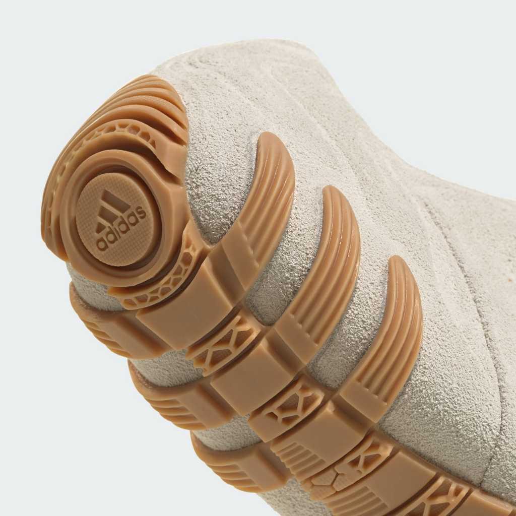 Adidas Ghost Sprint Off White Sand Strata Gold Metallic HQ9304