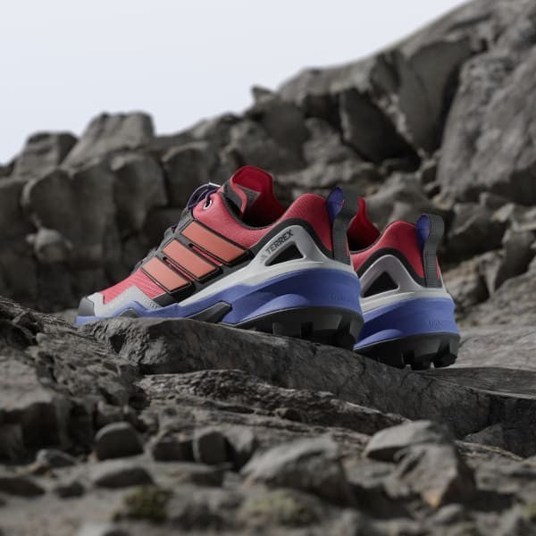 Adidas Terrex Skychaser Goretex Hiking Pure Ruby Semi Cobalt Blue Core Black IH1102