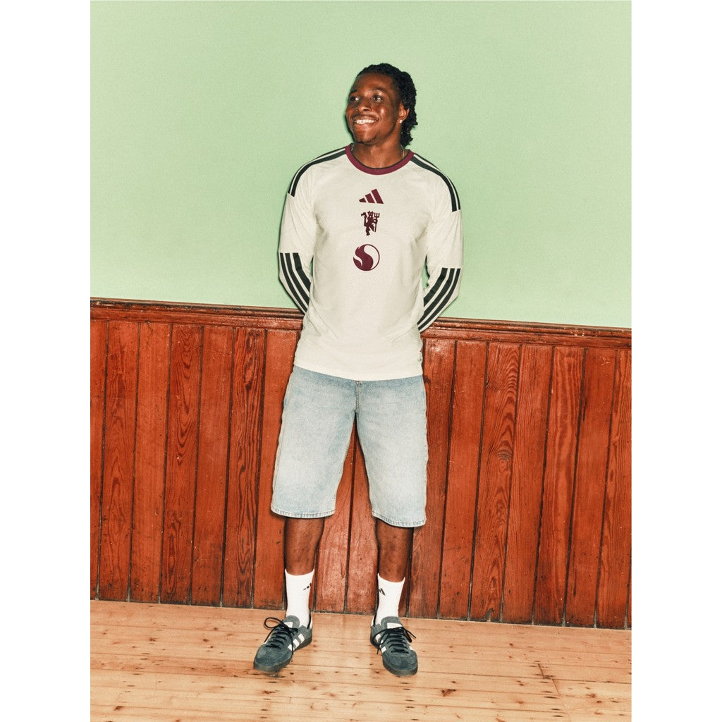 adidas Manchester United 26/27 Long Sleeve Third Jersey Ivory KB5560