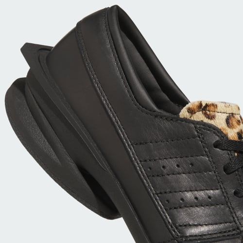 adidas FORUM SQ LOAFER Core Black Supplier Colour Gold Metallic KJ8219