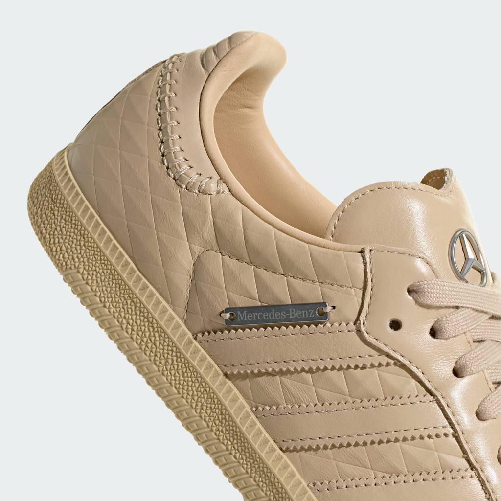 adidas samba OG Magic Beige Silver Metallic HP4525
