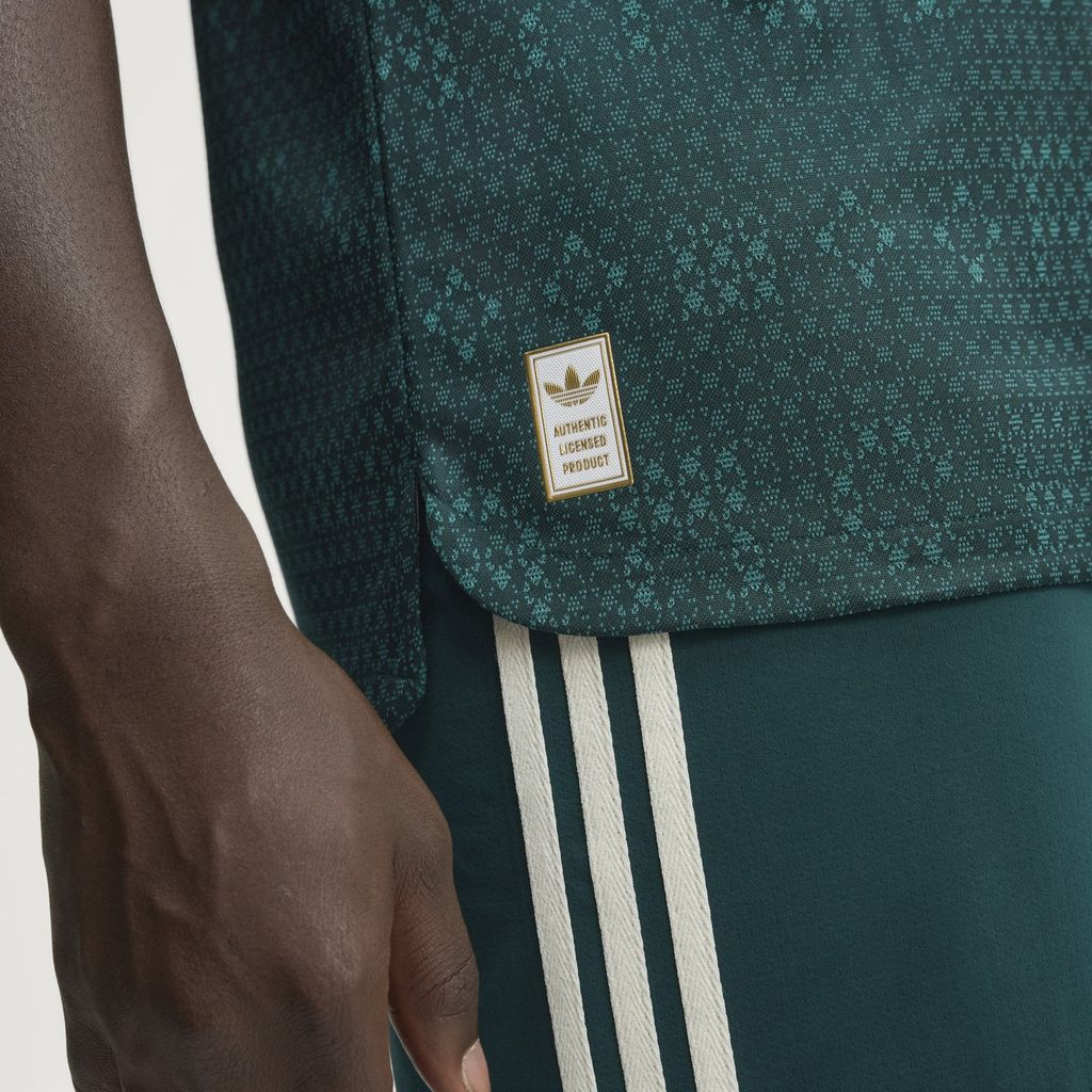 Adidas Real Madrid Away Authentic Jersey 26/27 Aurora Ivy JZ7219