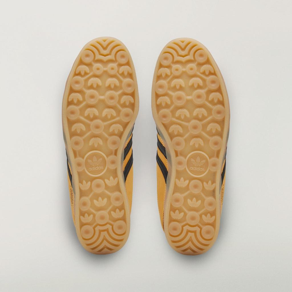 adidas Bad Bunny Gazelle Indoor Solar Gold Core Black Gum KI2592