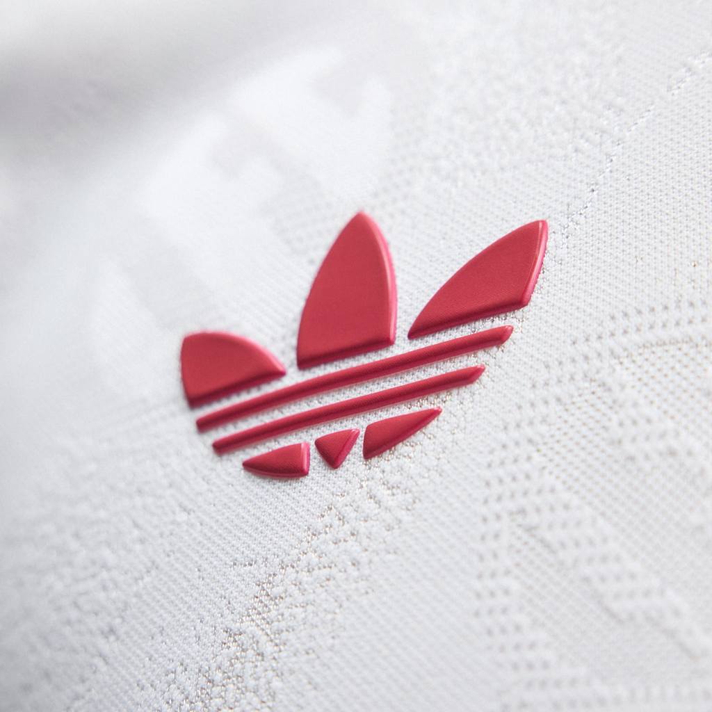 Adidas Liverpool FC 26/27 Away Authentic Jersey Longsleeve White KB8308