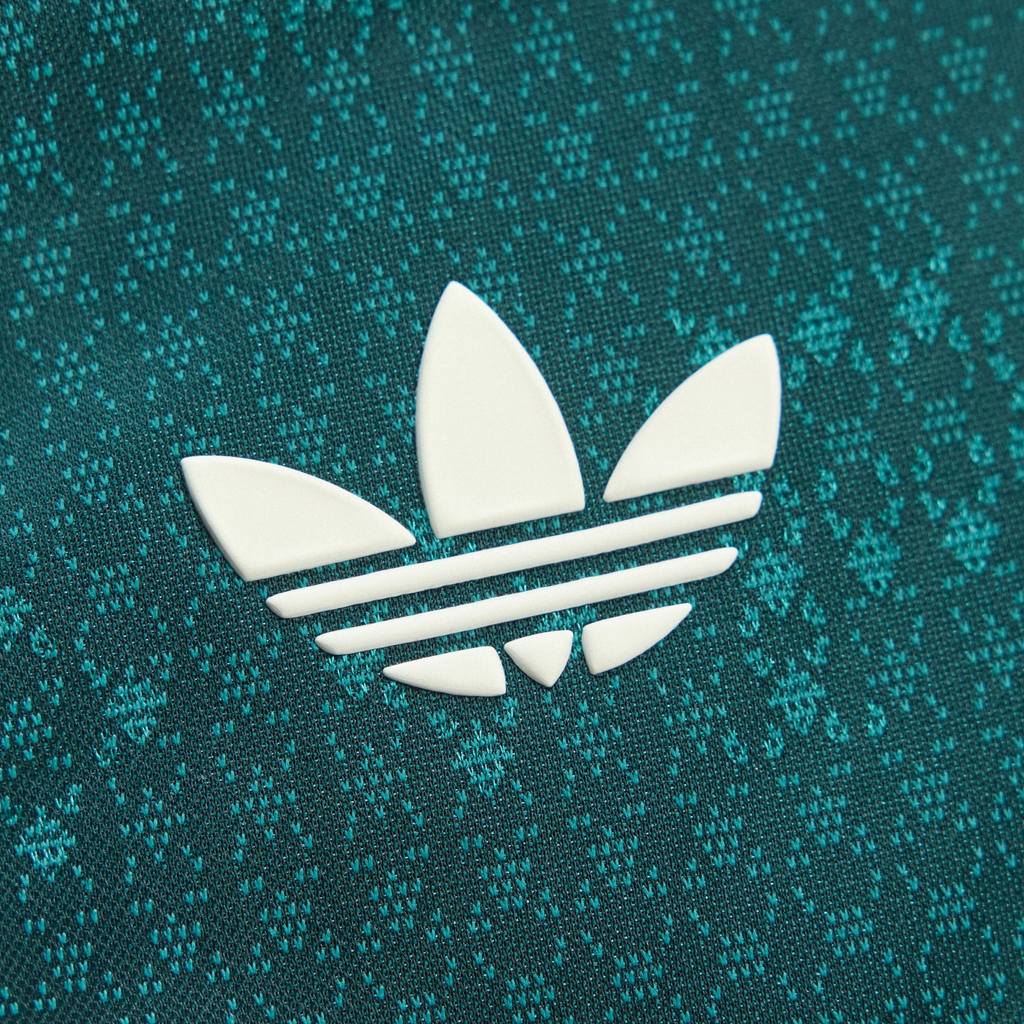 Adidas Real Madrid Away Authentic Jersey 26/27 Aurora Ivy JZ7219