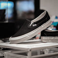 VANS VAULT SLIP ON OG BLACK / WHITE ORIGINAL