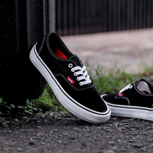 Vans Authentic Pro Black/ White ORIGINAL