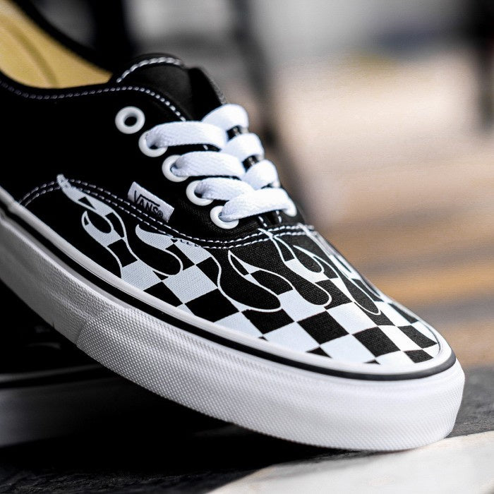 Vans Authentic Checkerboard Flame Black / White ORIGINAL