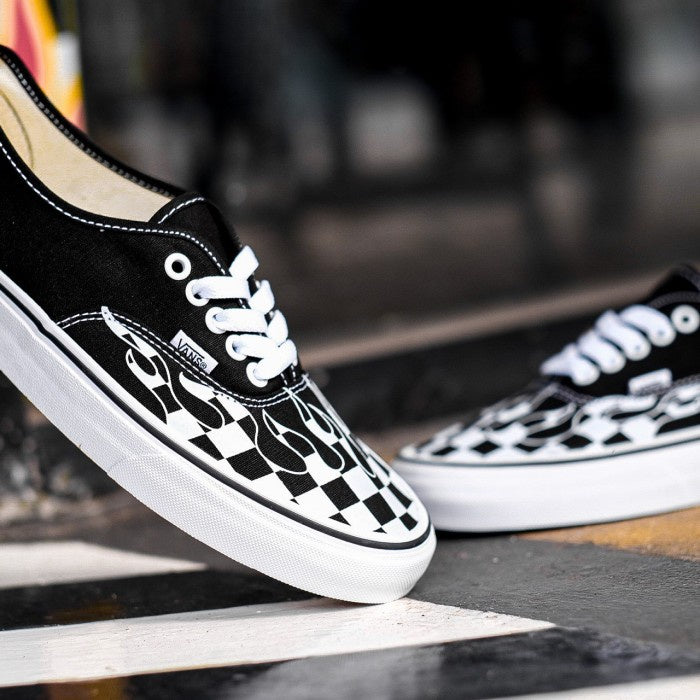 Vans Authentic Checkerboard Flame Black / White ORIGINAL