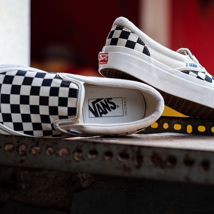 VANS VAULT SLIP ON OG CHECKERBOARD BLACK / WHITE ORIGINAL