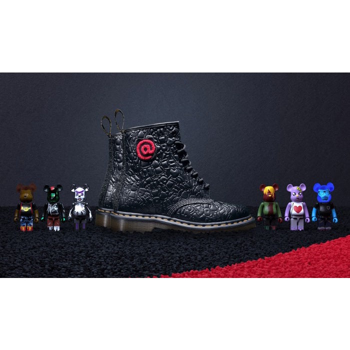 DR MARTENS X MEDICOM 1460