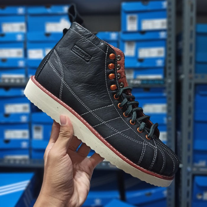 Adidas Superstar Boot Black Leather H00241