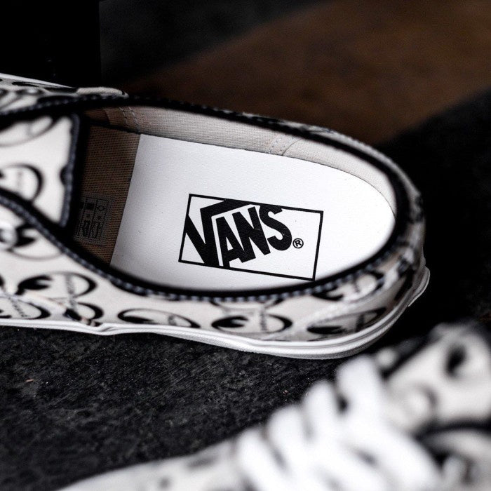 MOONEYES X Vans Authentic 44 DX Anaheim Factory / White ORIGINAL